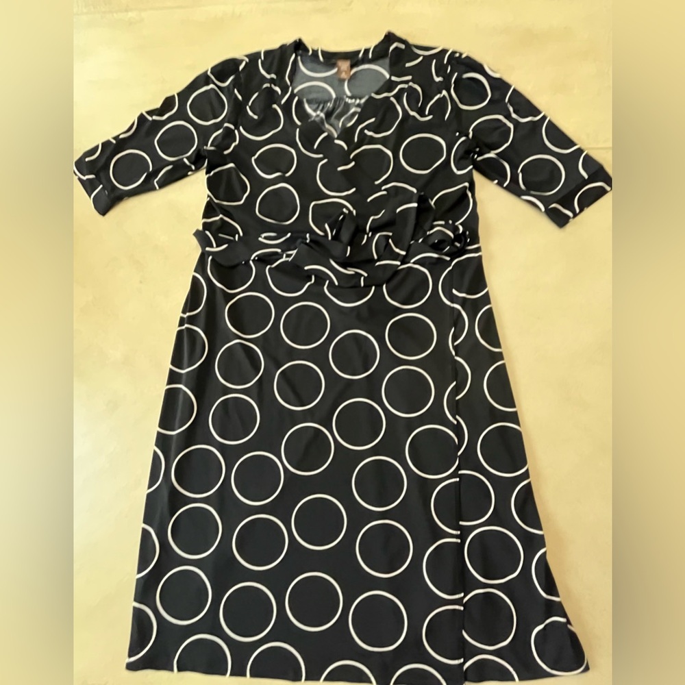 Merona Wrap Black Dress with White Circle Print Size XXL